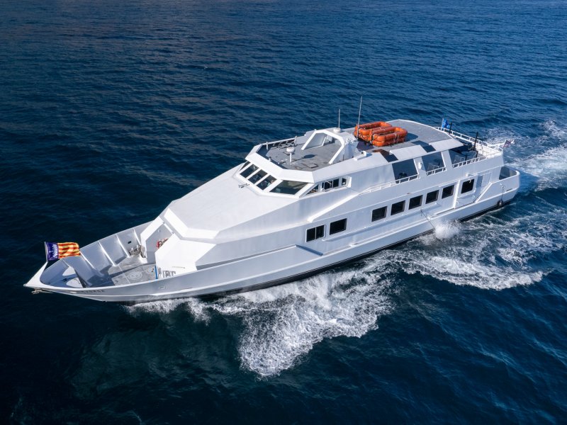 Party Yacht Majorca upper party lounge Party Yacht Majorca upper party lounge